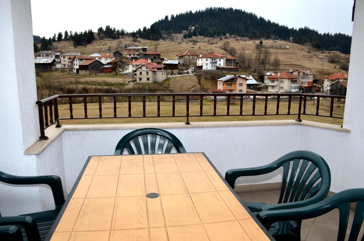 Family Hotel Daisy Borino Dış mekan fotoğraf
