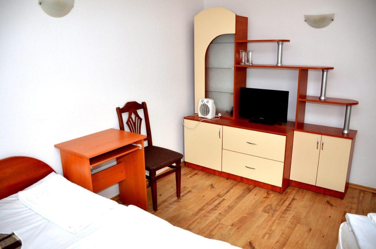 Family Hotel Daisy Borino Dış mekan fotoğraf