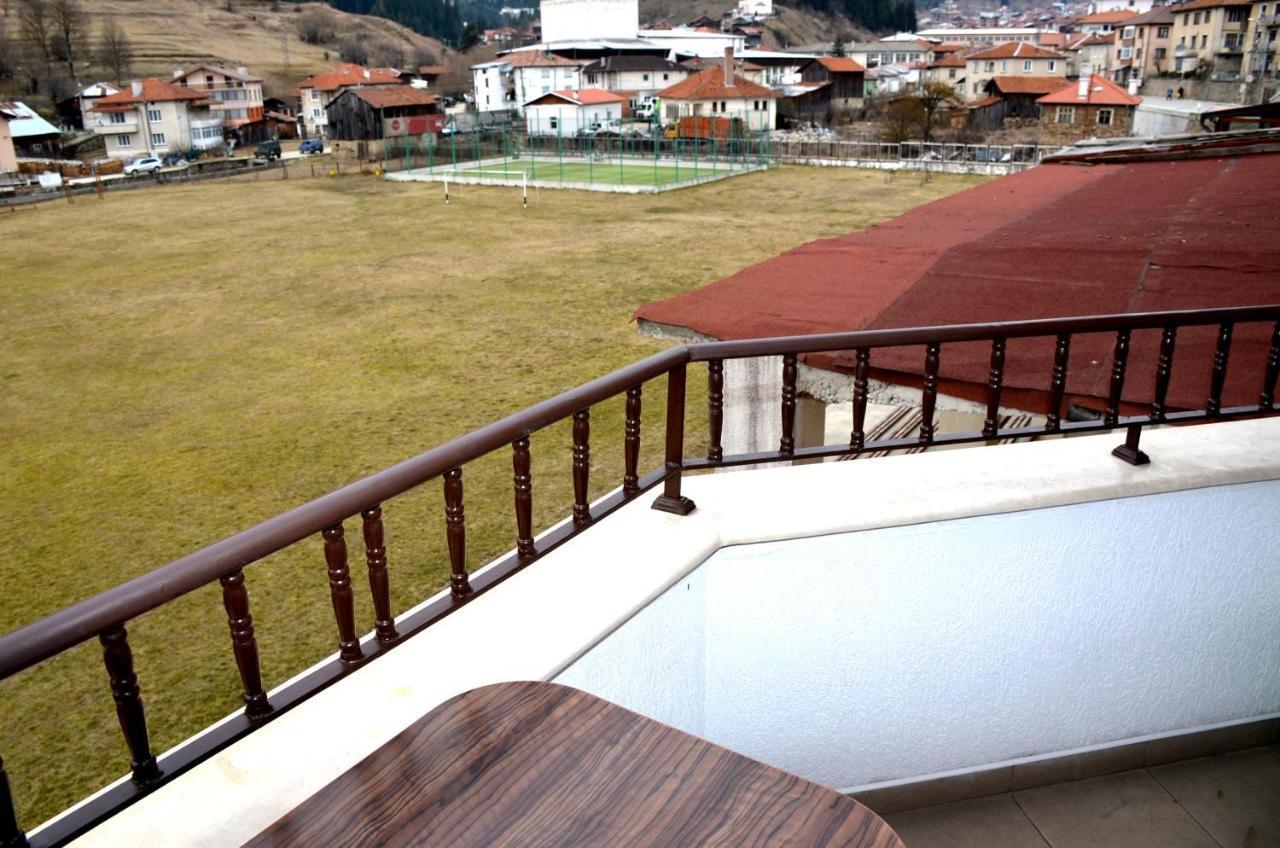 Family Hotel Daisy Borino Dış mekan fotoğraf
