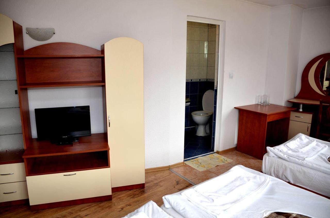Family Hotel Daisy Borino Dış mekan fotoğraf