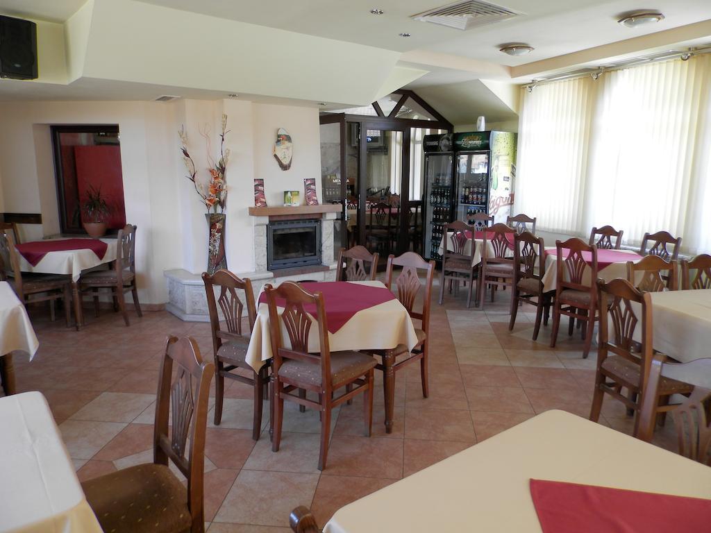 Family Hotel Daisy Borino Dış mekan fotoğraf